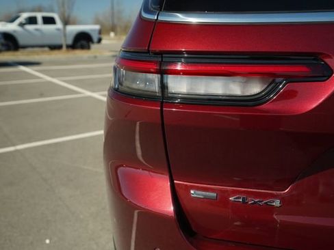 Used 2022 Jeep Grand Cherokee L Limited image 42