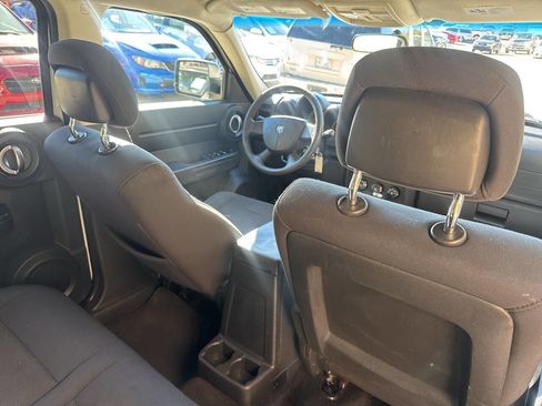 Used 2011 Dodge Nitro Heat w/ Popular Equipment Group image 15