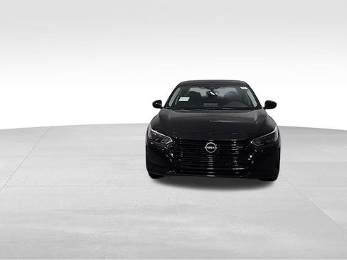 New 2025 Nissan Sentra SR w/ Midnight Edition image 9
