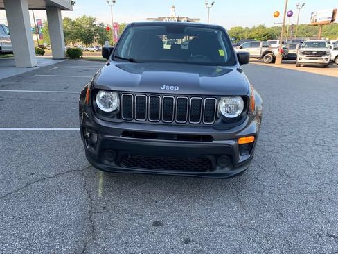 Used 2019 Jeep Renegade Sport FWD image 2