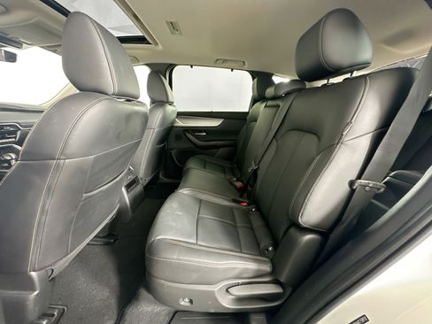 Used 2024 MAZDA CX-90 Plug-In Hybrid w/ Preferred AWD/4WD image 28
