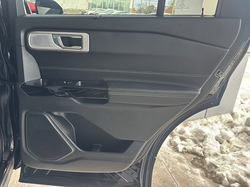 Used 2023 Ford Explorer ST w/ Equipment Group 401A image 21