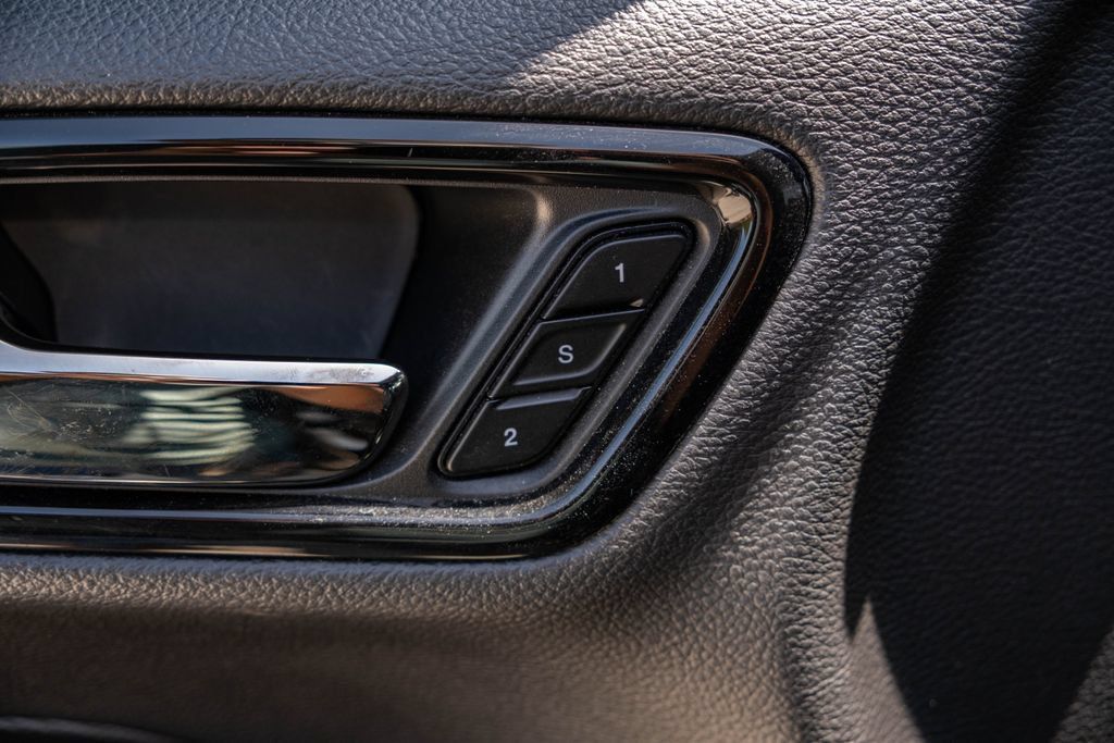 Used 2024 Dodge Durango GT AWD/4WD image 13