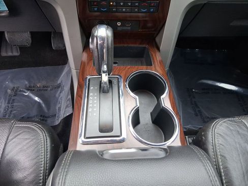 Used 2012 Ford F150 Lariat w/ Lariat Chrome Pkg image 14