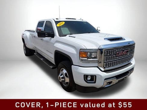 Used 2019 GMC Sierra 3500 Denali w/ Duramax Plus Package AWD/4WD image 9