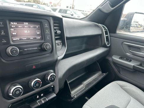 Used 2021 RAM 1500 Big Horn image 17