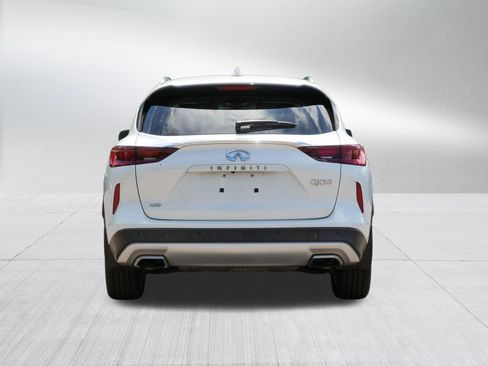 Used 2023 INFINITI QX50 Luxe AWD/4WD image 6