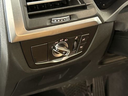 Used 2024 BMW X3 xDrive30i w/ Premium Package image 13