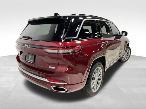 Used 2025 Jeep Grand Cherokee Summit image 12