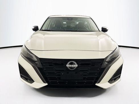 New 2026 Nissan Altima 2.5 SV FWD image 2