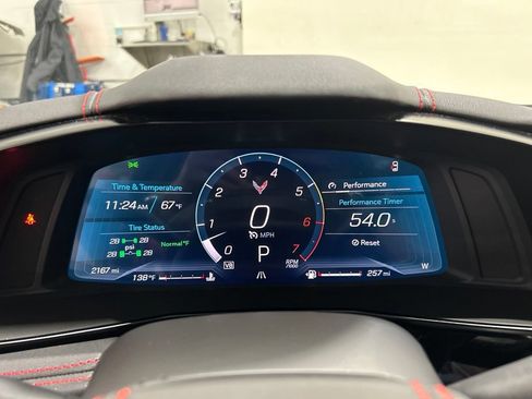 Used 2025 Chevrolet Corvette Stingray Preferred Cpe w/ Z51 Performance Package RWD image 17