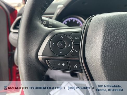 Used 2022 Toyota Camry SE image 25