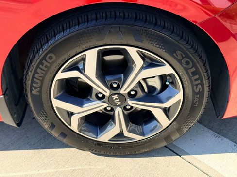 Used 2021 Kia Forte LXS image 14