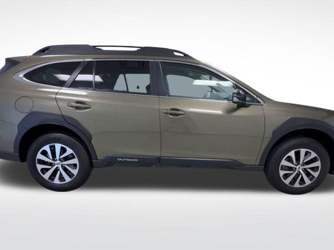 Certified 2025 Subaru Outback Premium AWD/4WD image 11