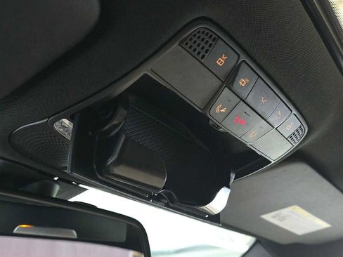 Used 2018 Mercedes-Benz C 300 Sedan image 35