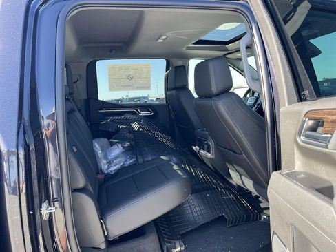 New 2026 GMC Sierra 1500 Elevation w/ Elevation Premium Package AWD/4WD image 31