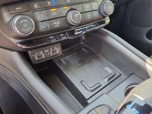 Used 2023 Dodge Durango R/T AWD/4WD image 27