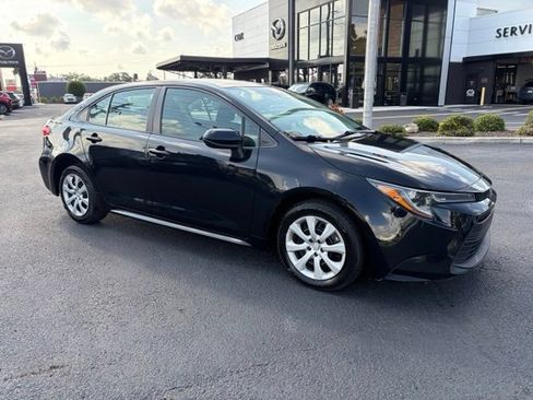 Used 2024 Toyota Corolla LE FWD image 1