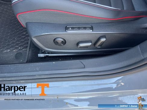 Used 2024 Volkswagen GTI SE image 18