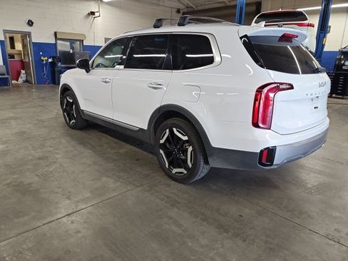 Certified 2025 Kia Telluride S AWD/4WD image 11