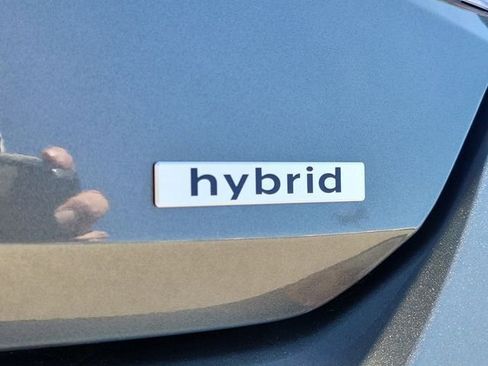 Certified 2025 Hyundai Elantra SEL FWD image 24