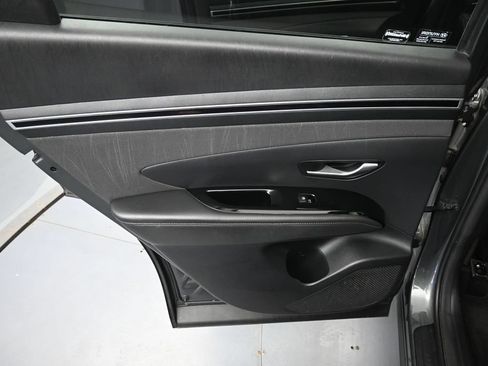 Certified 2022 Hyundai Tucson SEL AWD/4WD image 27
