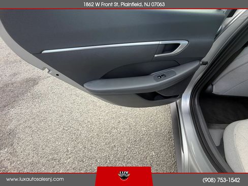 Used 2022 Hyundai Sonata SE FWD image 24