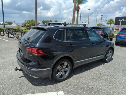 Used 2019 Volkswagen Tiguan SEL Premium AWD/4WD image 6
