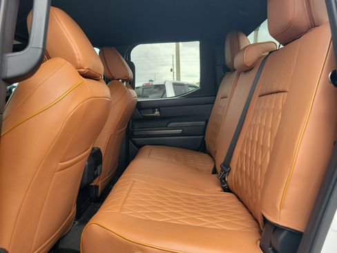 Used 2025 Toyota Tacoma TRD Sport image 16