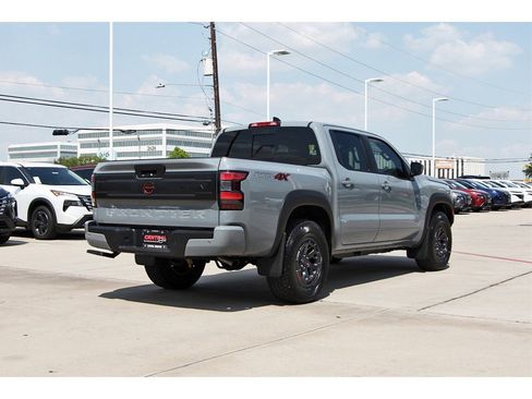 New 2025 Nissan Frontier PRO-4X w/ Interior Protection Package image 4