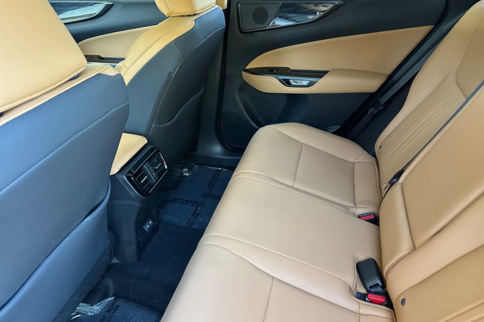 Certified 2024 Lexus NX 350h AWD image 4