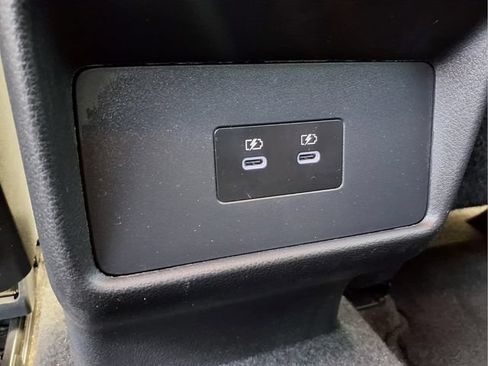 Used 2025 Nissan Rogue SV FWD image 10