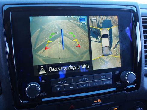 Used 2022 Nissan Frontier PRO-4X w/ Pro-4X Premium Package image 29