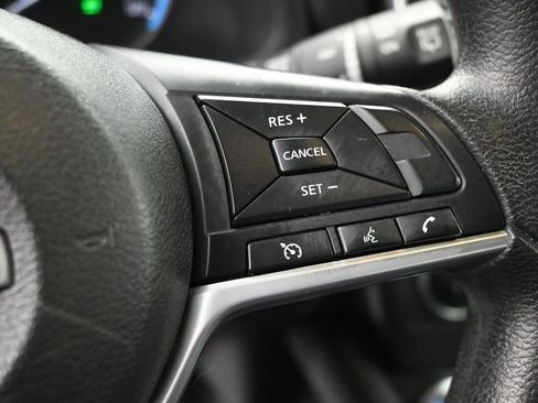 Used 2023 Nissan Leaf S image 19