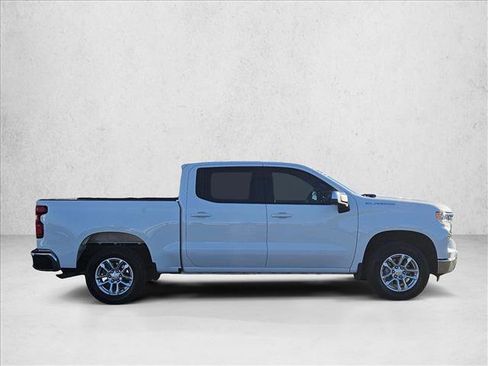 Used 2024 Chevrolet Silverado 1500 LT image 4