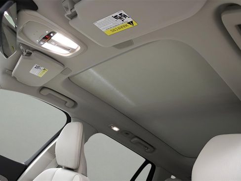 New 2025 Volvo XC90 B6 Plus w/ Protection Package Premier image 31