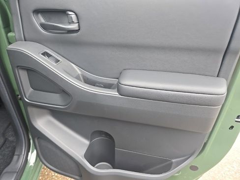 New 2026 Nissan Frontier SV image 32