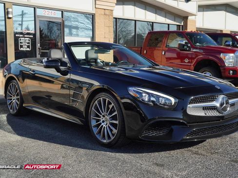 Used 2018 Mercedes-Benz SL 550 image 9