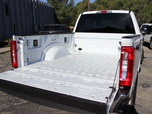 Used 2024 Ford F250 XLT w/ FX4 Off-Road Package AWD/4WD image 14