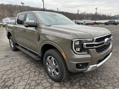 New 2025 Ford Ranger Lariat w/ Chrome Accent Package image 3
