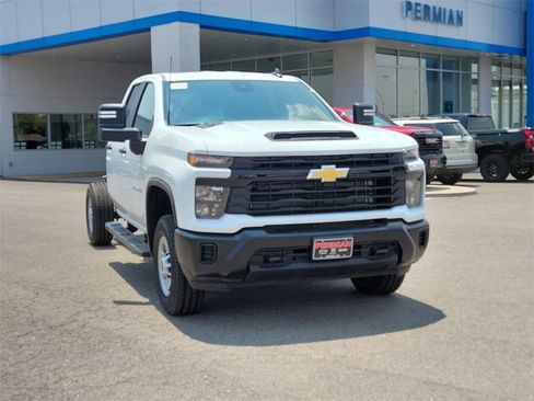 New 2024 Chevrolet Silverado 2500 W/T w/ WT Convenience Package image 2