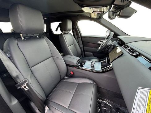 New 2026 Land Rover Range Rover Velar Dynamic SE image 19