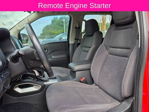 Used 2022 Nissan Frontier SV RWD image 11