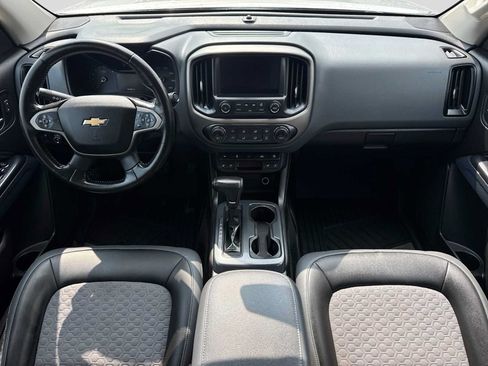 Used 2017 Chevrolet Colorado Z71 AWD/4WD image 14