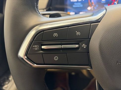 New 2026 Chevrolet Suburban LT image 20