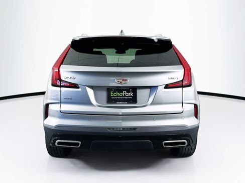 Used 2024 Cadillac XT4 Premium Luxury AWD/4WD image 7