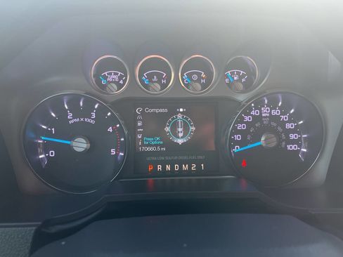 Used 2015 Ford F250 Platinum w/ FX4 Off-Road Package image 28