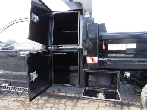 Used 2020 Ford F550 4x4 Regular Cab Super Duty image 24