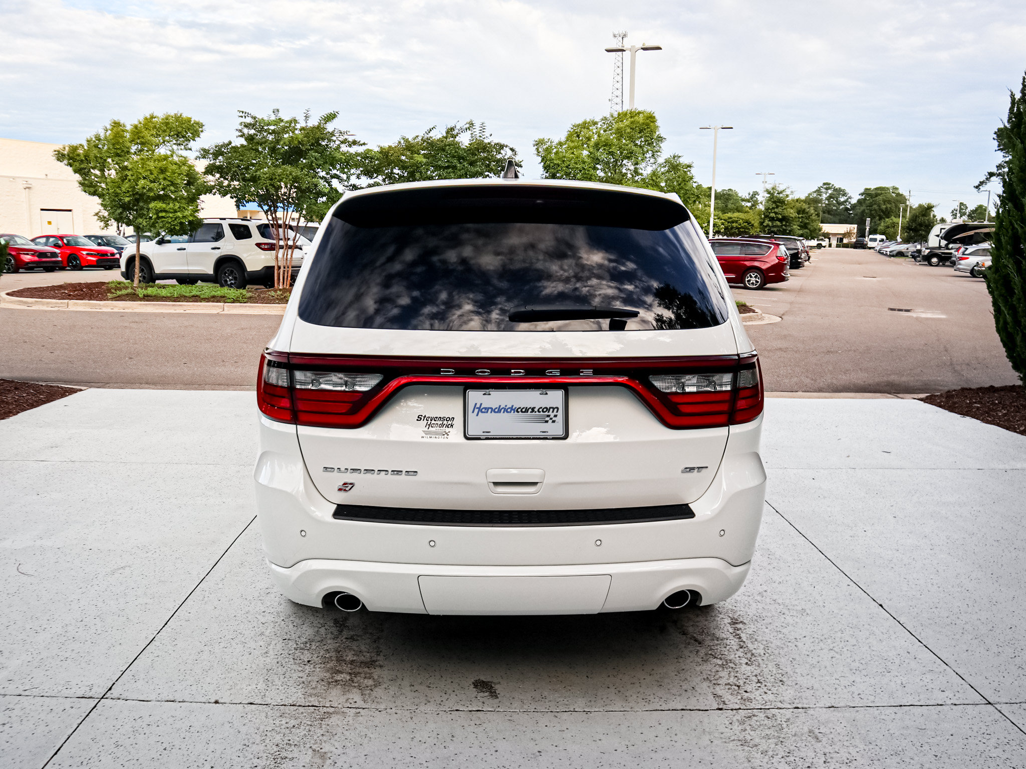 Used 2025 Dodge Durango GT RWD image 9