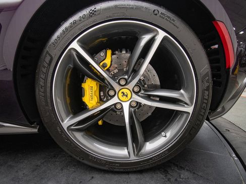 Used 2024 Ferrari 296 GTB RWD image 39